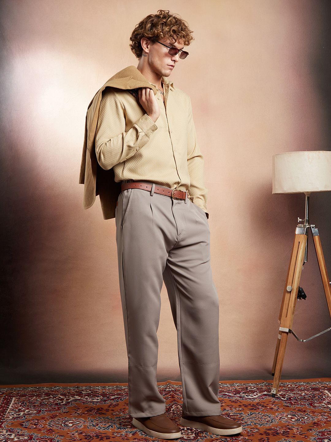 Campus Sutra Comfort Interweave-Tactile Self Design Regular Fit Casual Shirt