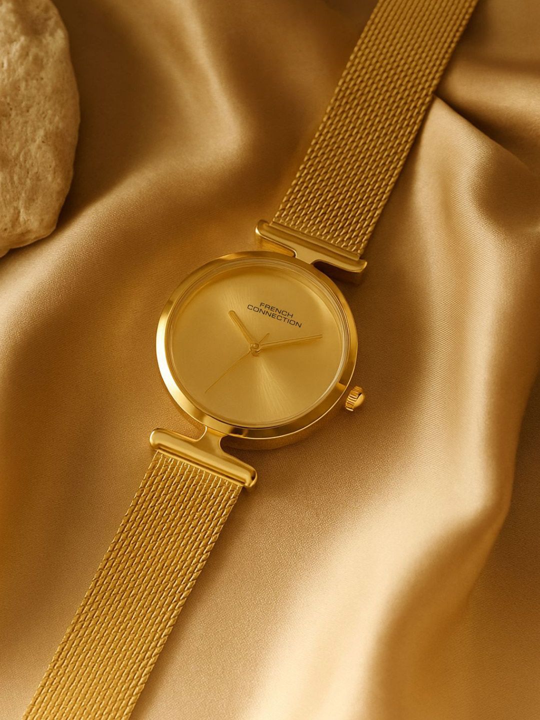 French Connection Women Round Dial & Stainless Steel Textured Straps Analogue Watch FCU7GM