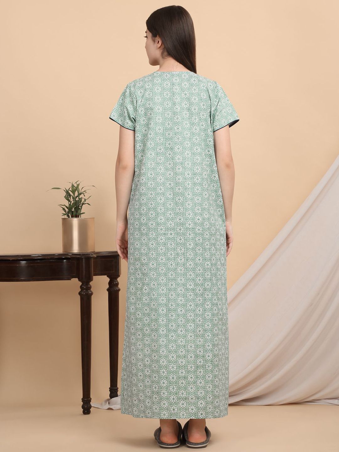 Sweet Dreams Ethnic Motifs Printed Pure Cotton Maxi Nightdress