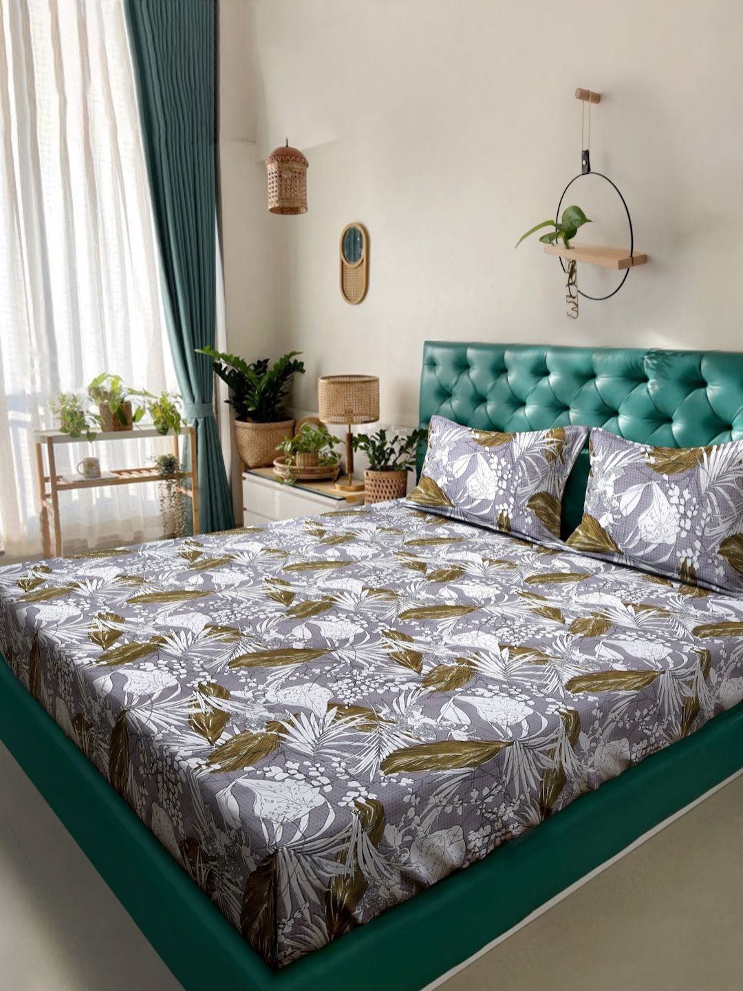 Myntra Elegant Homes Grey & White Printed 300 TC Super King Bedsheet Set 2.7 x 2.7 m