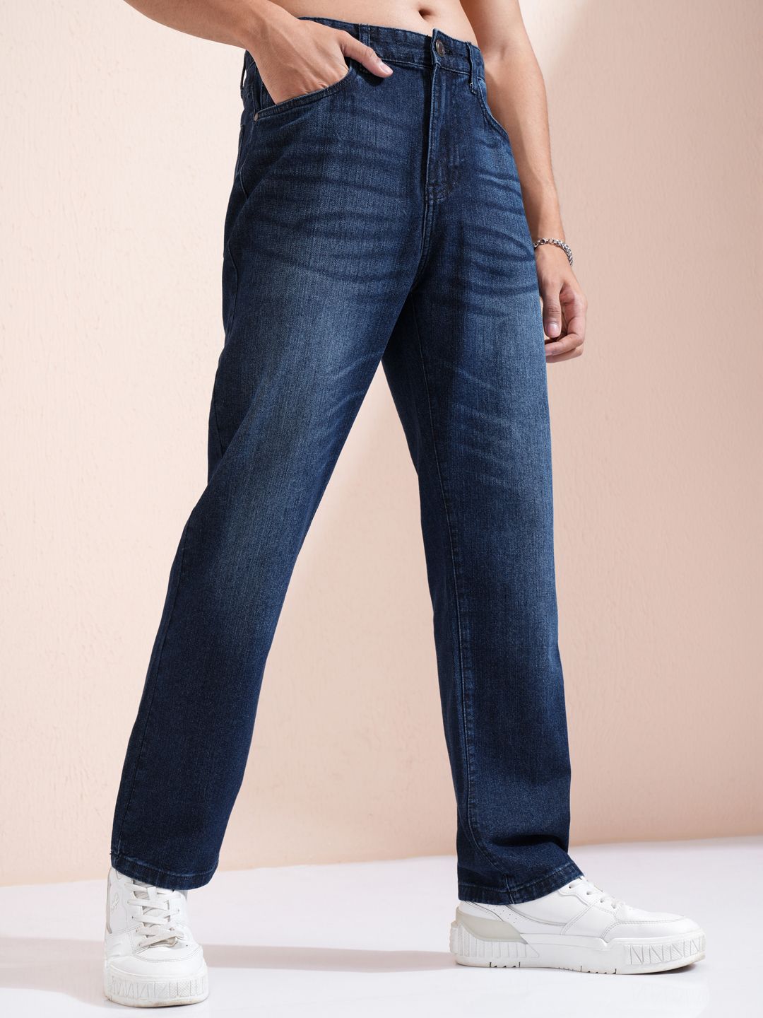 HIGHLANDER Men Mid-Rise Cotton Straight Fit Light Fade Jeans