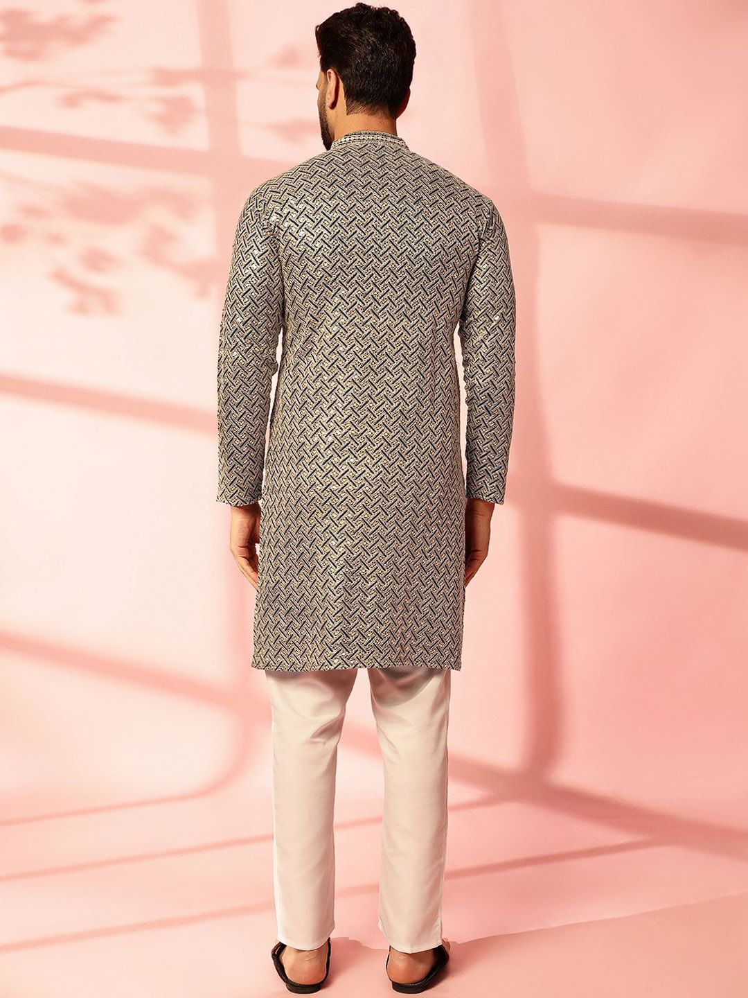 Anouk Kolar Mandarin Sulam Geometrik Labuci Kapas Kurta Lurus