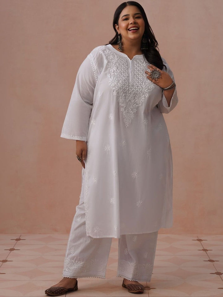 House of Chikankari Cotton Embellished Straight Calf Length Kurta