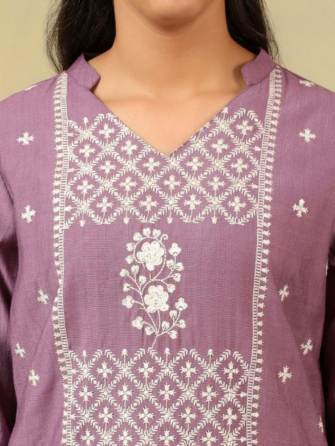 Mamicha Women Ethnic Motifs Embroidered Regular Thread Work Pure Cotton Kurta with Trousers & With Dupatta