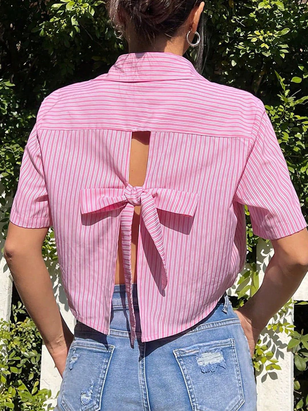 DressBerry Striped Spread Collar Short Sleeves Crop Shirts