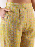 Mamicha Women Floral Printed Regular Thread Work Kurta with Trousers & With Dupatta
