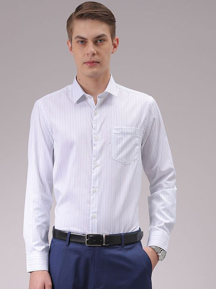 The Indian Garage Co. X Luxe Men Cutaway Collar Vertical Striped Slim Fit Formal Shirt