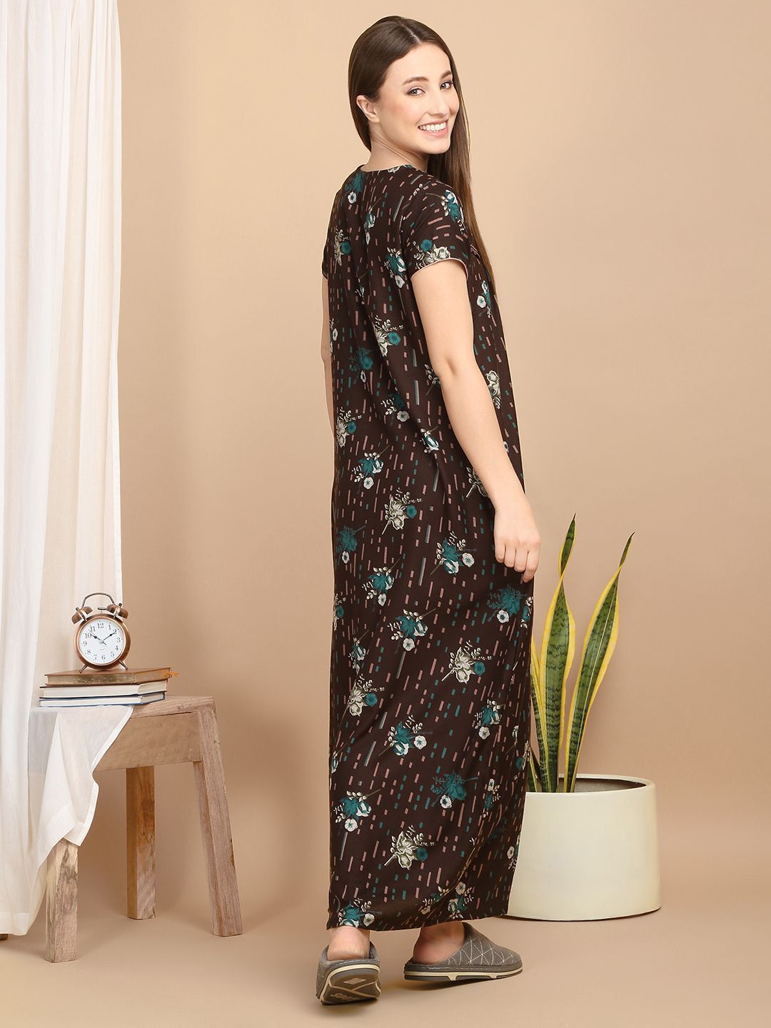 Sweet Dreams Women Printed Pure Cotton Maxi Nightdress