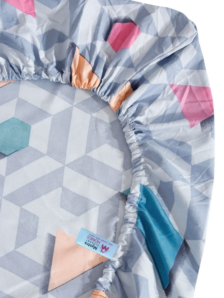 Myntra Elegant Homes Blue & Pink Geometric Printed Dilengkapi 300 TC King Bedsheet dengan 2 Sarung Bantal