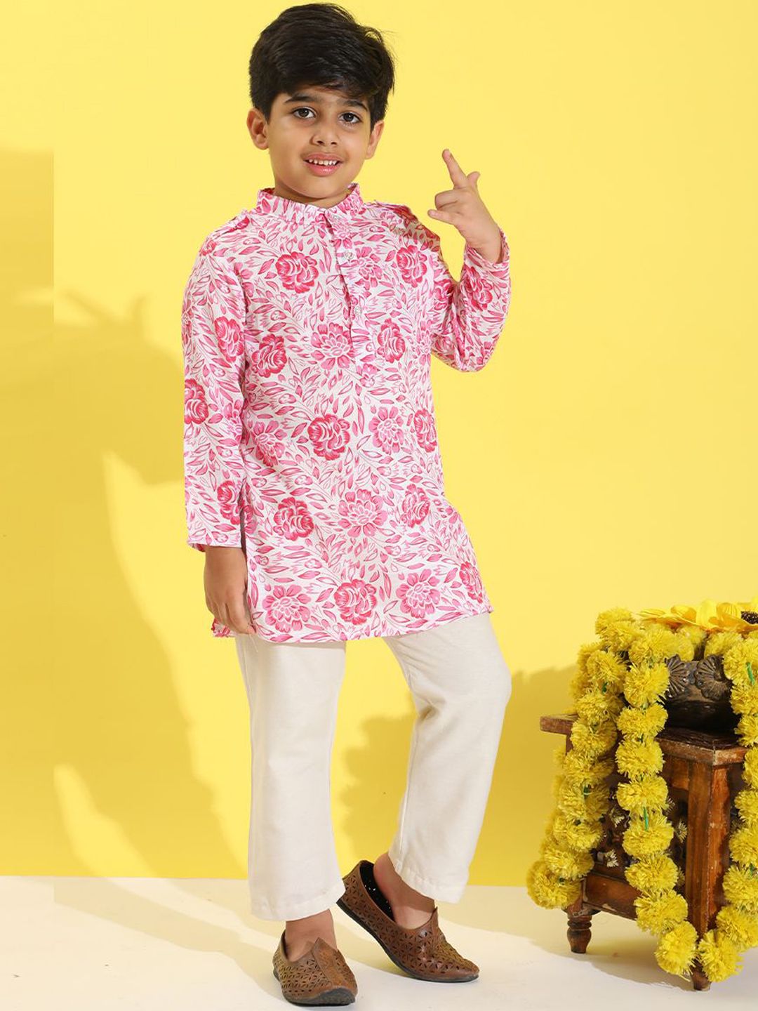 Cutiekins Boys Floral Printed Band Collar Straight Kurta With Pyjamas