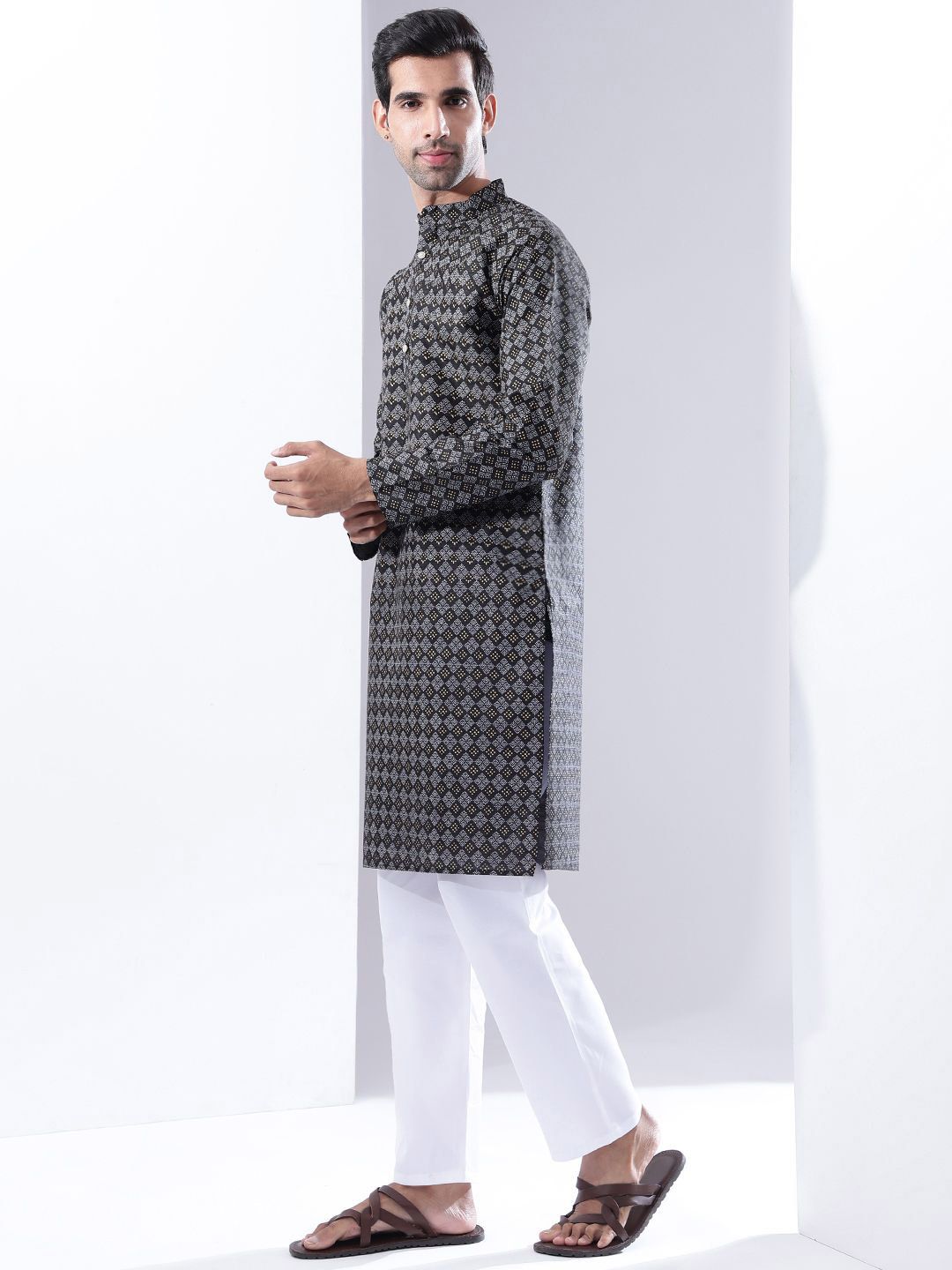 Anouk Men Printed Kurta Biasa dengan Set Kurta Piyama