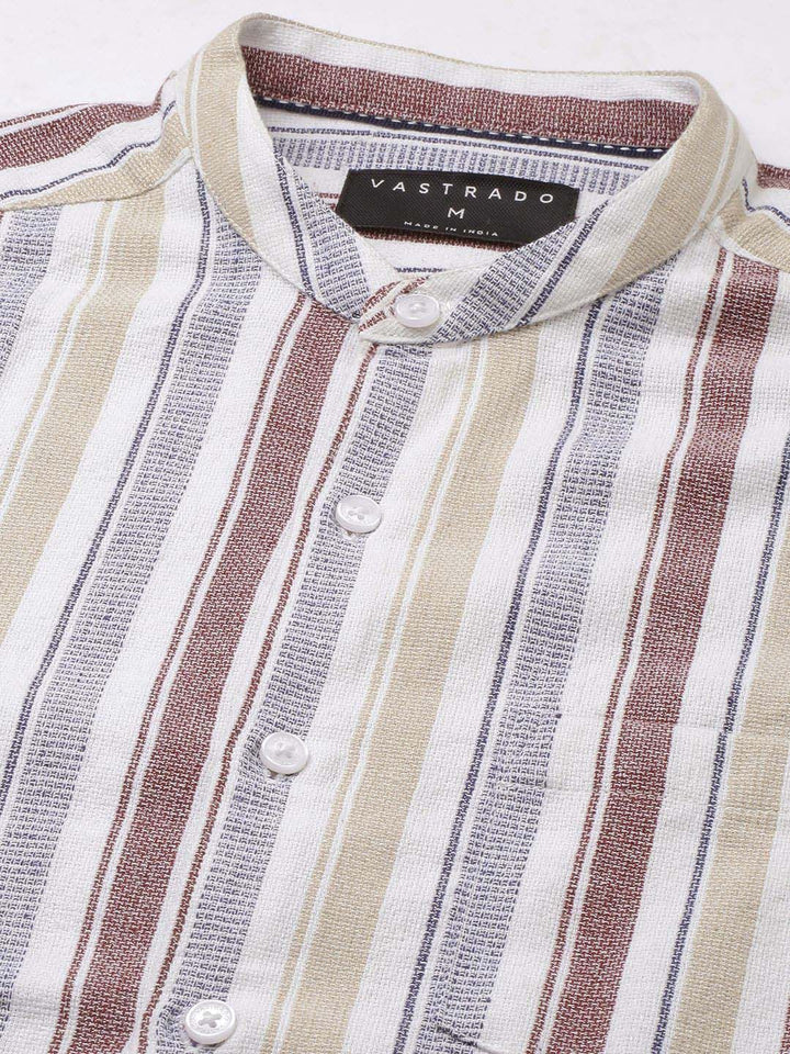 VASTRADO Men Vertical Striped Classic Slim Fit Cotton Casual Shirt