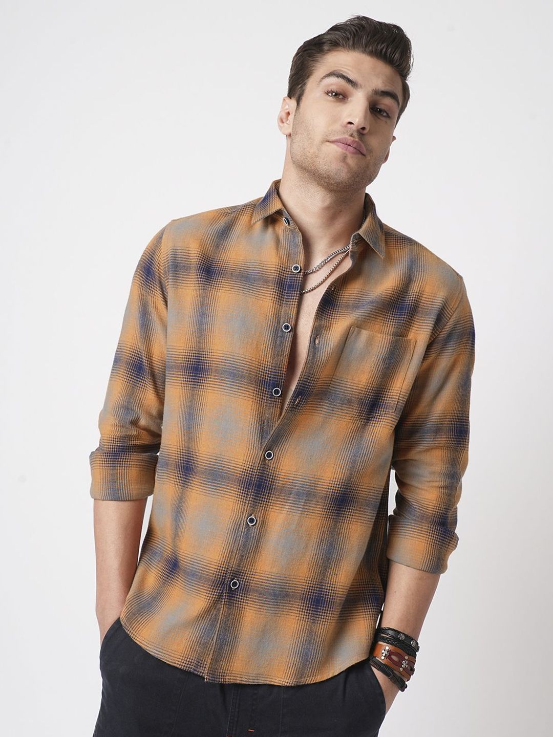 VASTRADO Men Classic Fit Spread Collar Checked Cotton Casual Shirt
