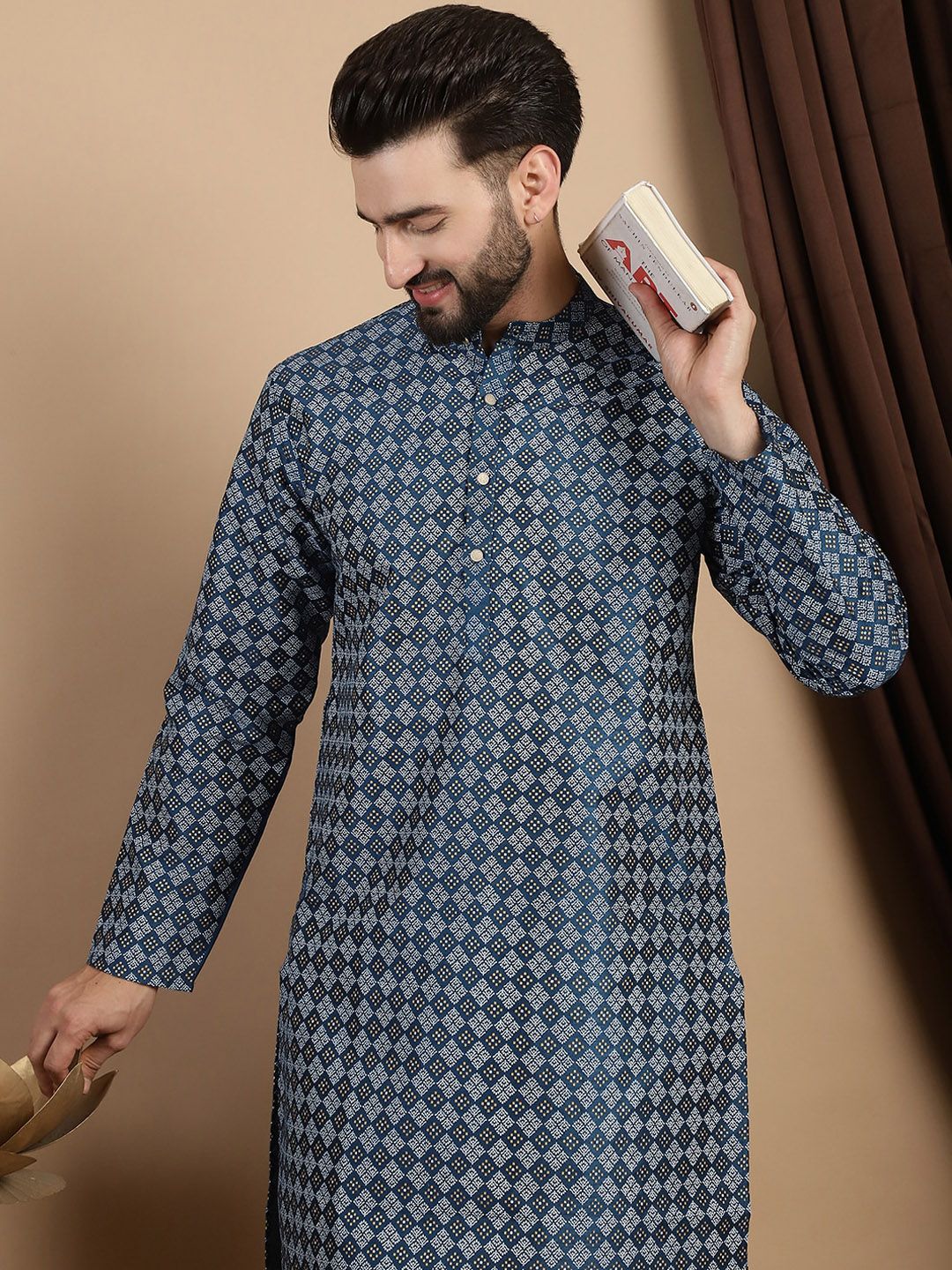 Motif Etnik Anouk Bercetak Kolar Mandarin Lengan Panjang Kurta Lurus dengan Churidar