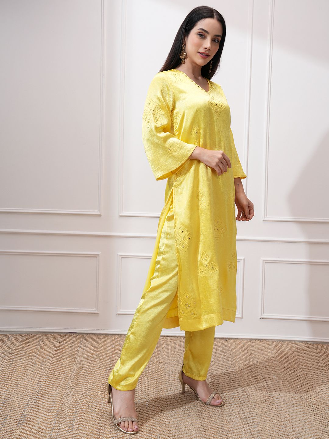 Vishudh Women Ethnic Motifs Embroidered Regular Kurta with Trousers & With Dupatta