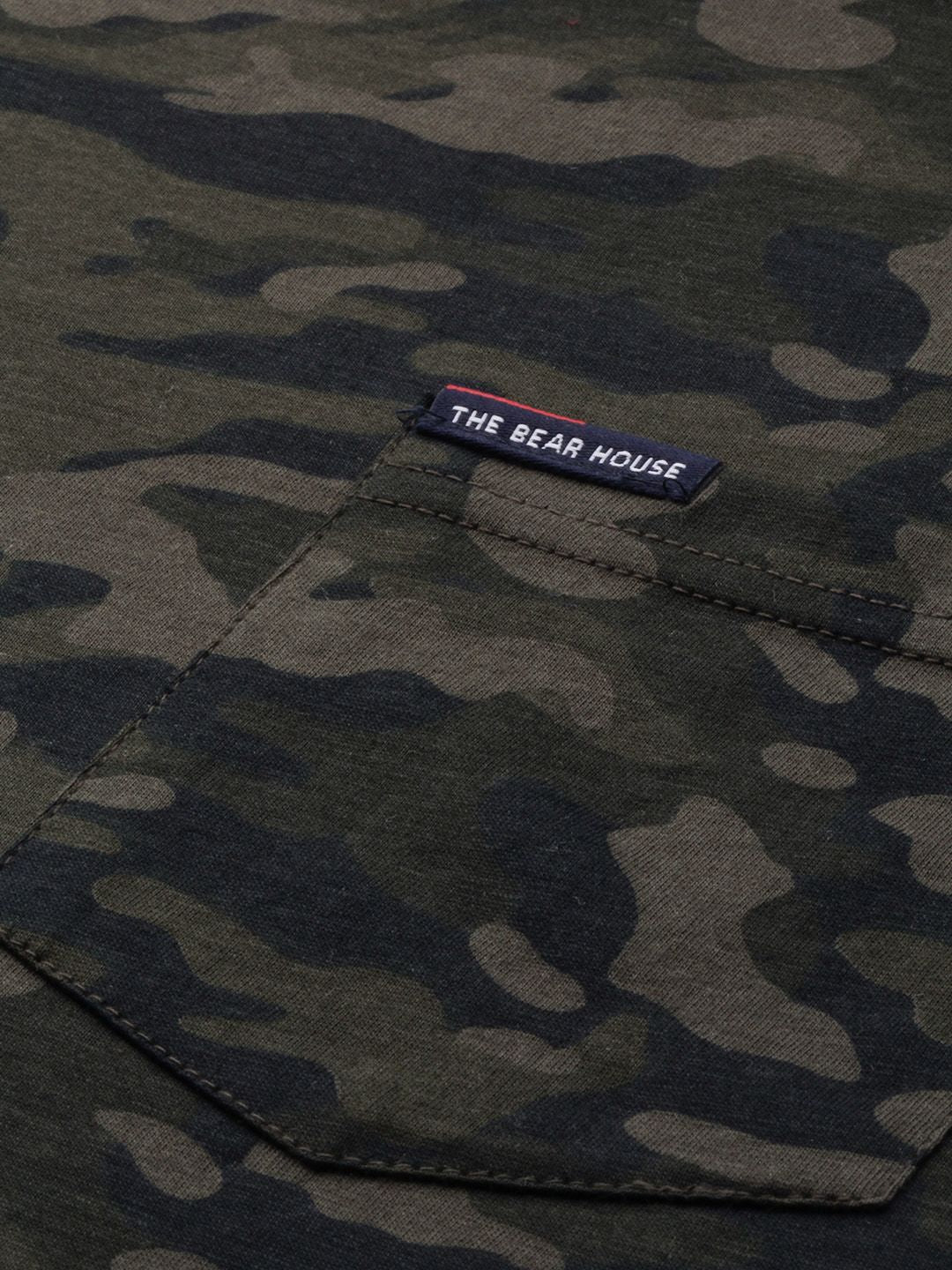 THE BEAR HOUSE Men Olive Green  Black Slim Fit Camouflage Printed Round Neck Pure Cotton T-shirt