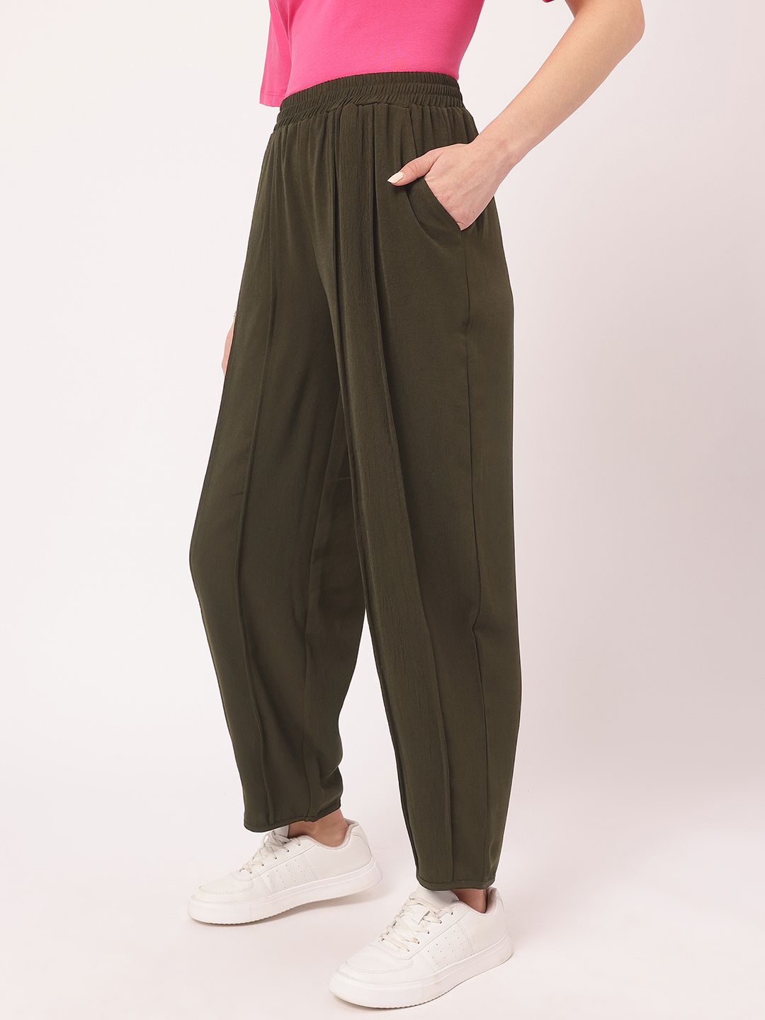DressBerry Women Edgy Elegance Pleated Trousers