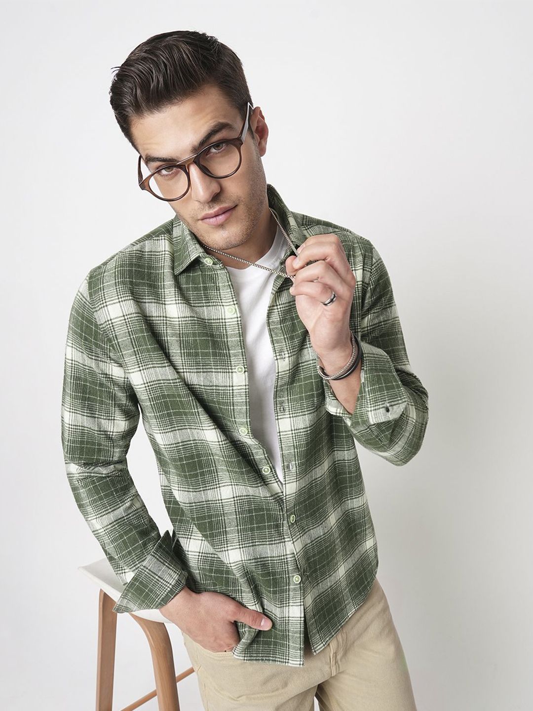 VASTRADO Men Classic Fit Spread Collar Tartan Checked Cotton Casual Shirt