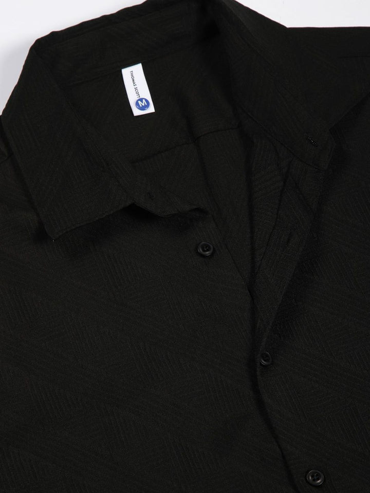 Thomas Scott Men Premium Spread Collar Textured Solid Slim Fit Casual Shirt