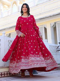 Kalini Floral bersulam Georgette Anarkali kurta dengan ttrousers & dupatta
