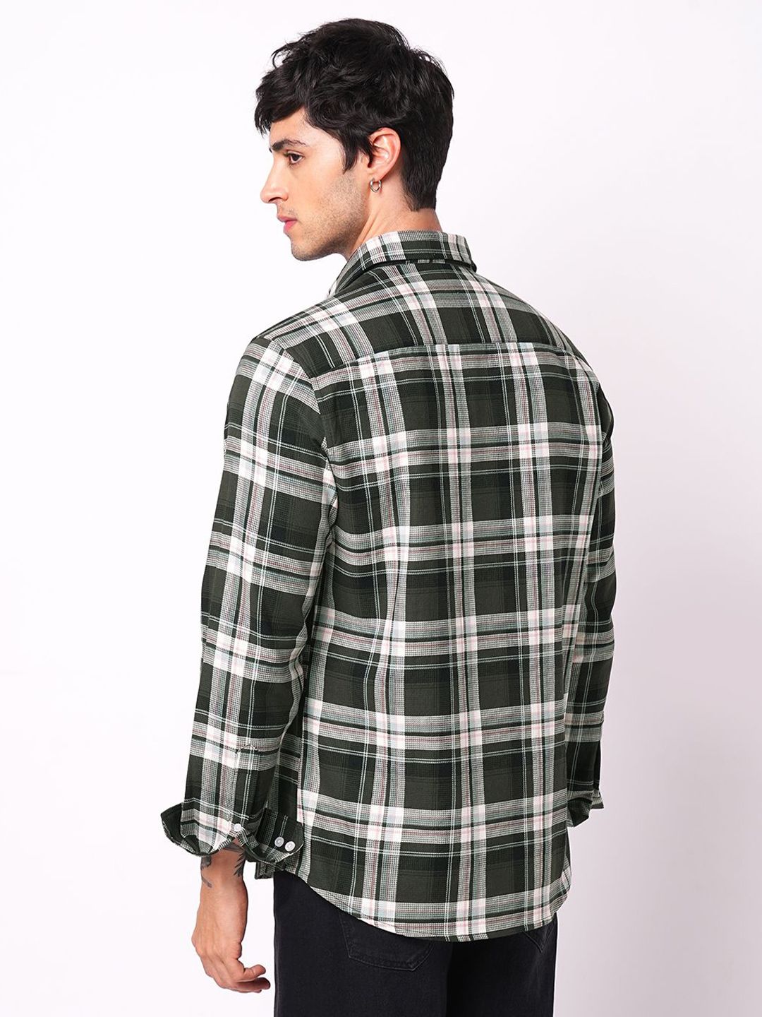VASTRADO Men Classic Slim Fit Tartan Checked Spread Collar Cotton Casual Shirt