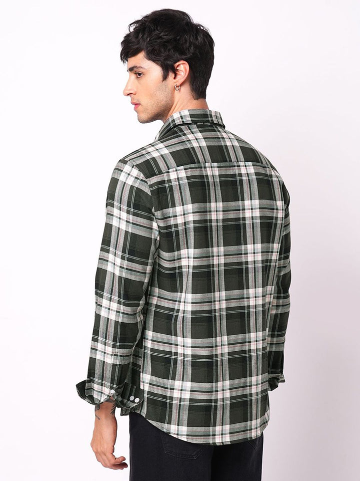 VASTRADO Men Classic Slim Fit Tartan Checked Spread Collar Cotton Casual Shirt