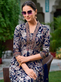 Kalini Floral Printed Thread Work Anarkali kurta dengan Palazzos & Dupatta