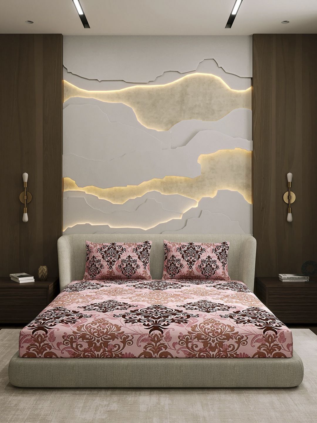 Monte Carlo Peach & Brown Printed Cotton 104 TC Queen Bedsheet Set 2.24 m x 2.54 m