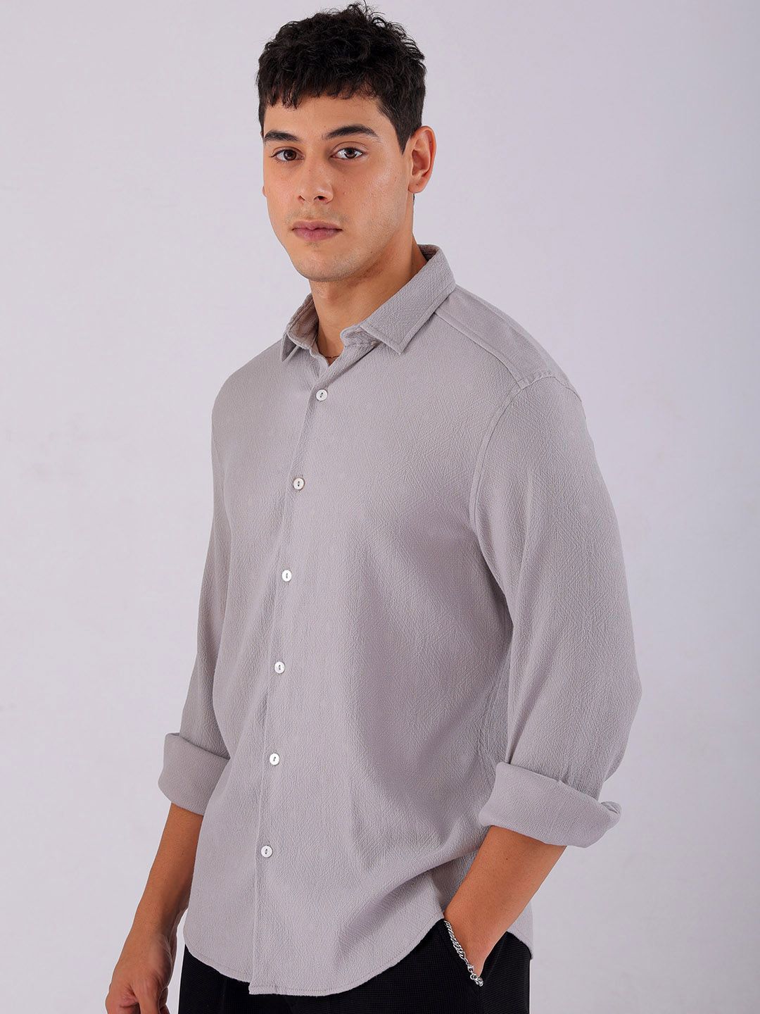 The Indian Garage Co Men Slim Fit Textured Jacquard Resortwear Shirt