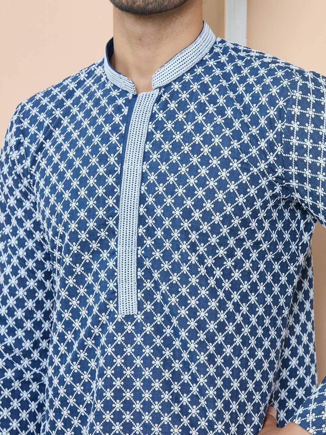 See Designs Men Ethnic Motifs Embroidered Regular Thread Work Kurta with Pyjamas