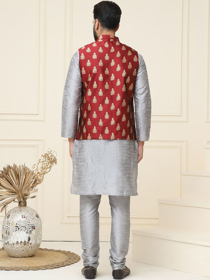 SOJANYA Mandarin Collar Silk Cotton Straight Kurta dengan jaket Churidar & Nehru