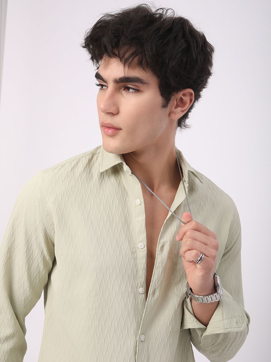VASTRADO Men Classic Spread Collar Textured Slim Fit Casual Shirt