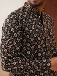 Jompers Men Geometric Embroidered Sequinned Kurta