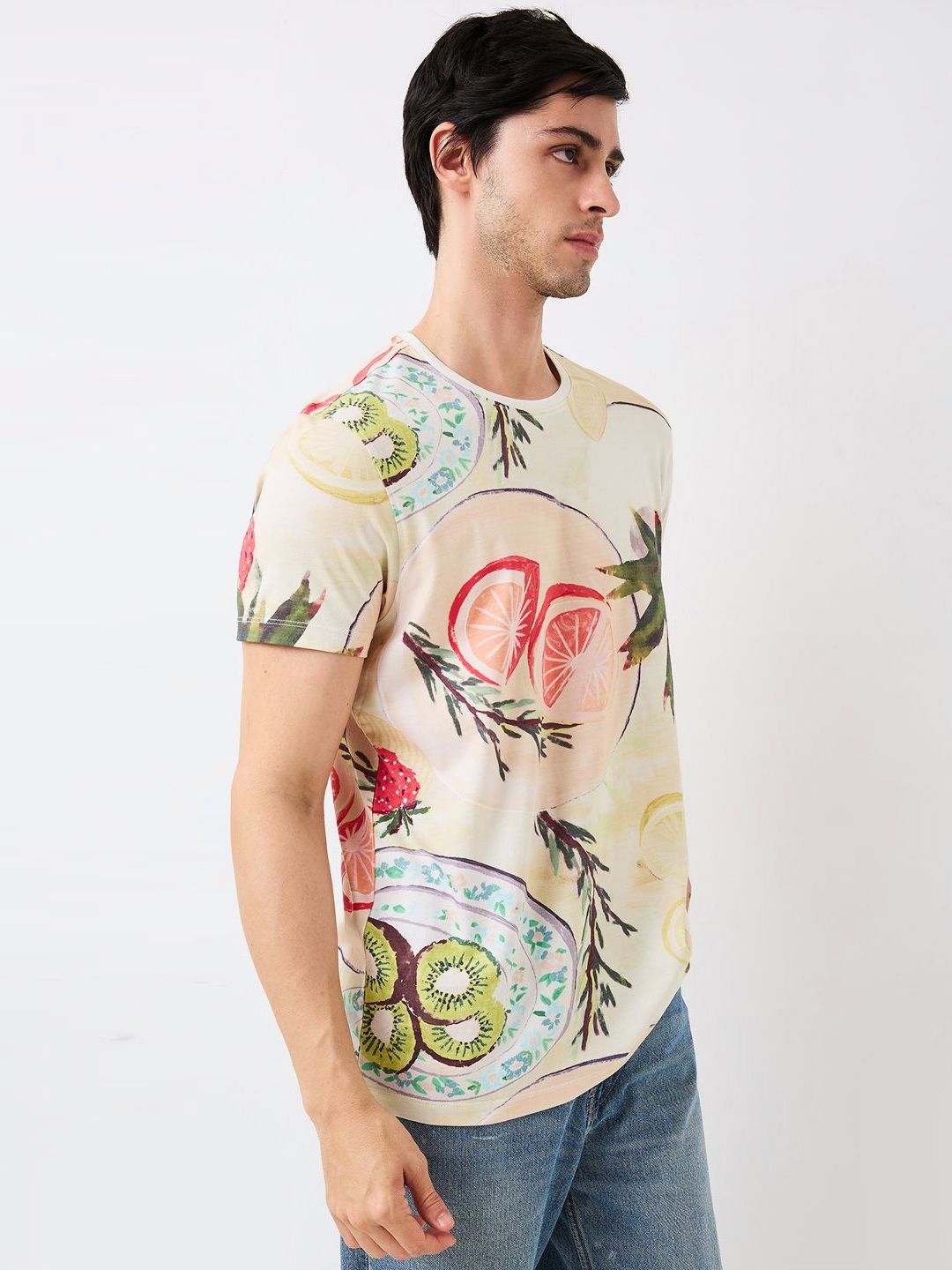 SPYKAR Men Graphic Printed Round Neck Cotton Slim Fit T-shirt
