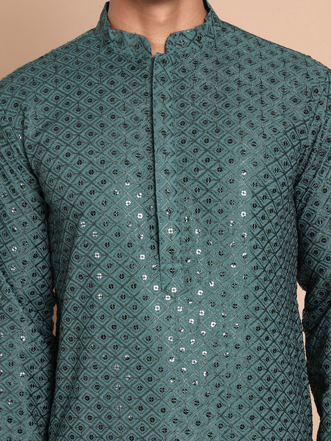 Jompers Men Embroidered Regular Sequinned Kurta with Pyjamas