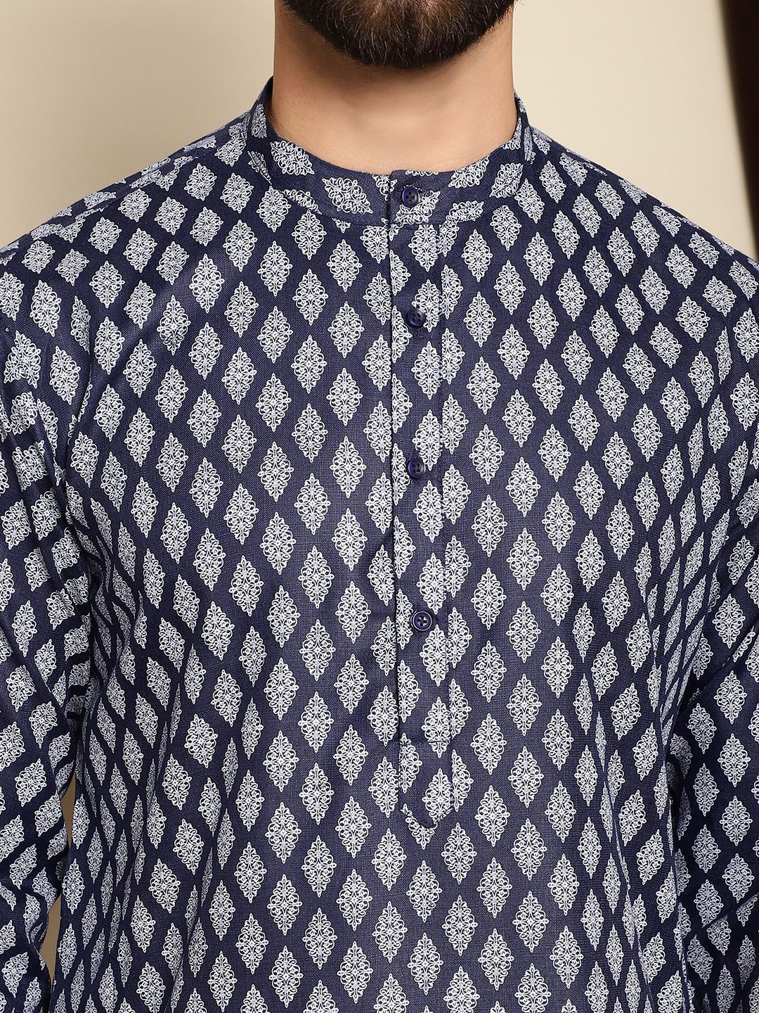 Kurta Kolar Jalur Bercetak Motif Etnik Biru Laut Anouk dengan Churidar