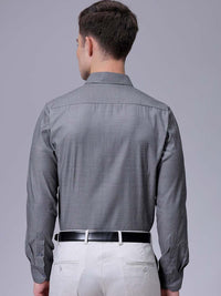 The Indian Garage Co. X Luxe Men Slim Fit Cutaway Collar Textured Formal Shirt