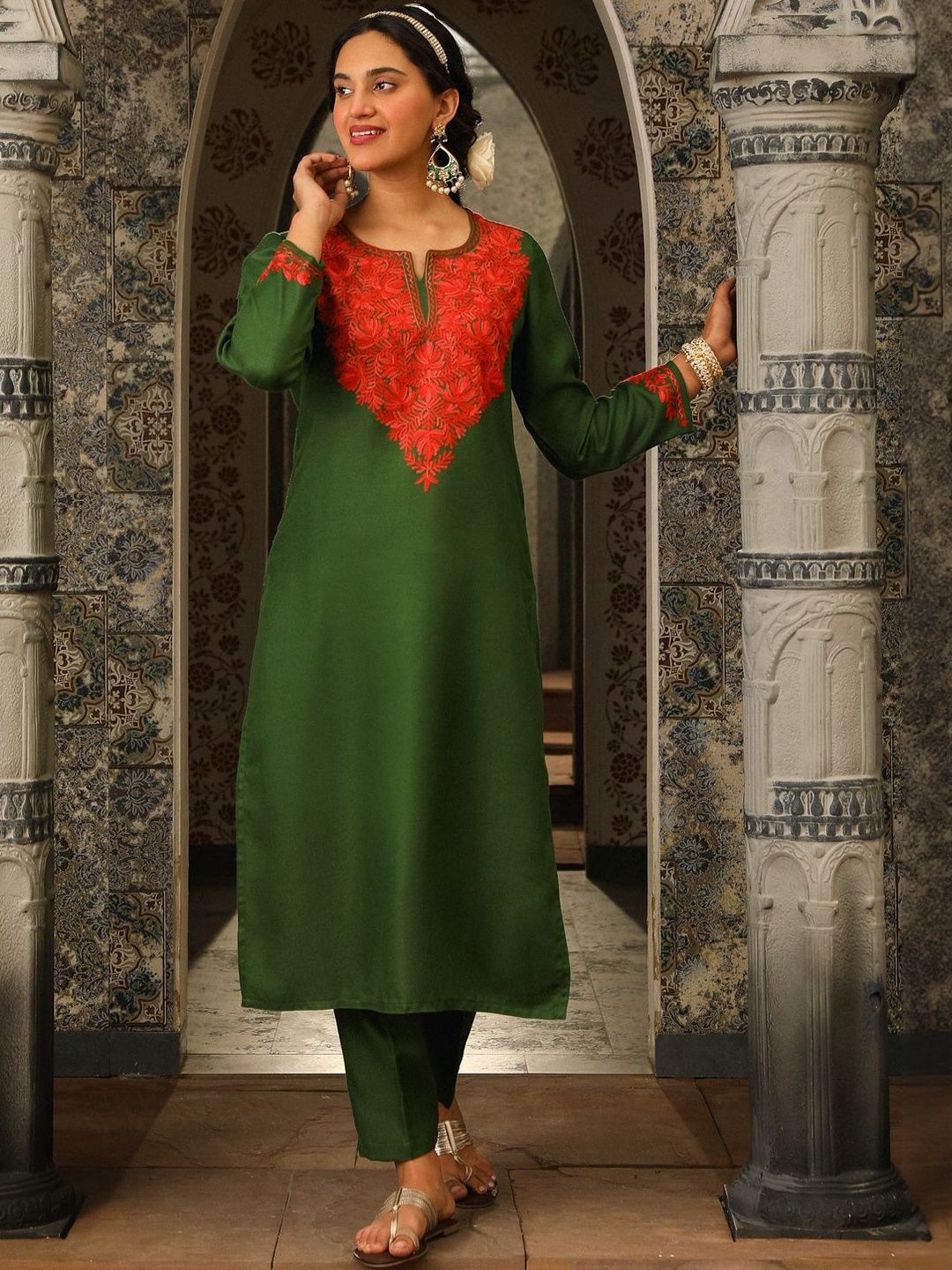 House of Chikankari Women Green Woollen Aari Embroidered Kurta Set