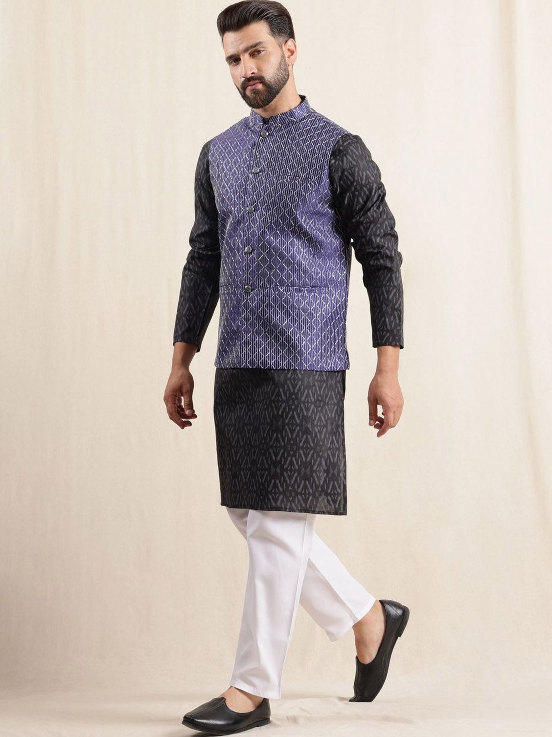 Anouk Men Ikat Bercetak Kurta Biasa dengan Piyama