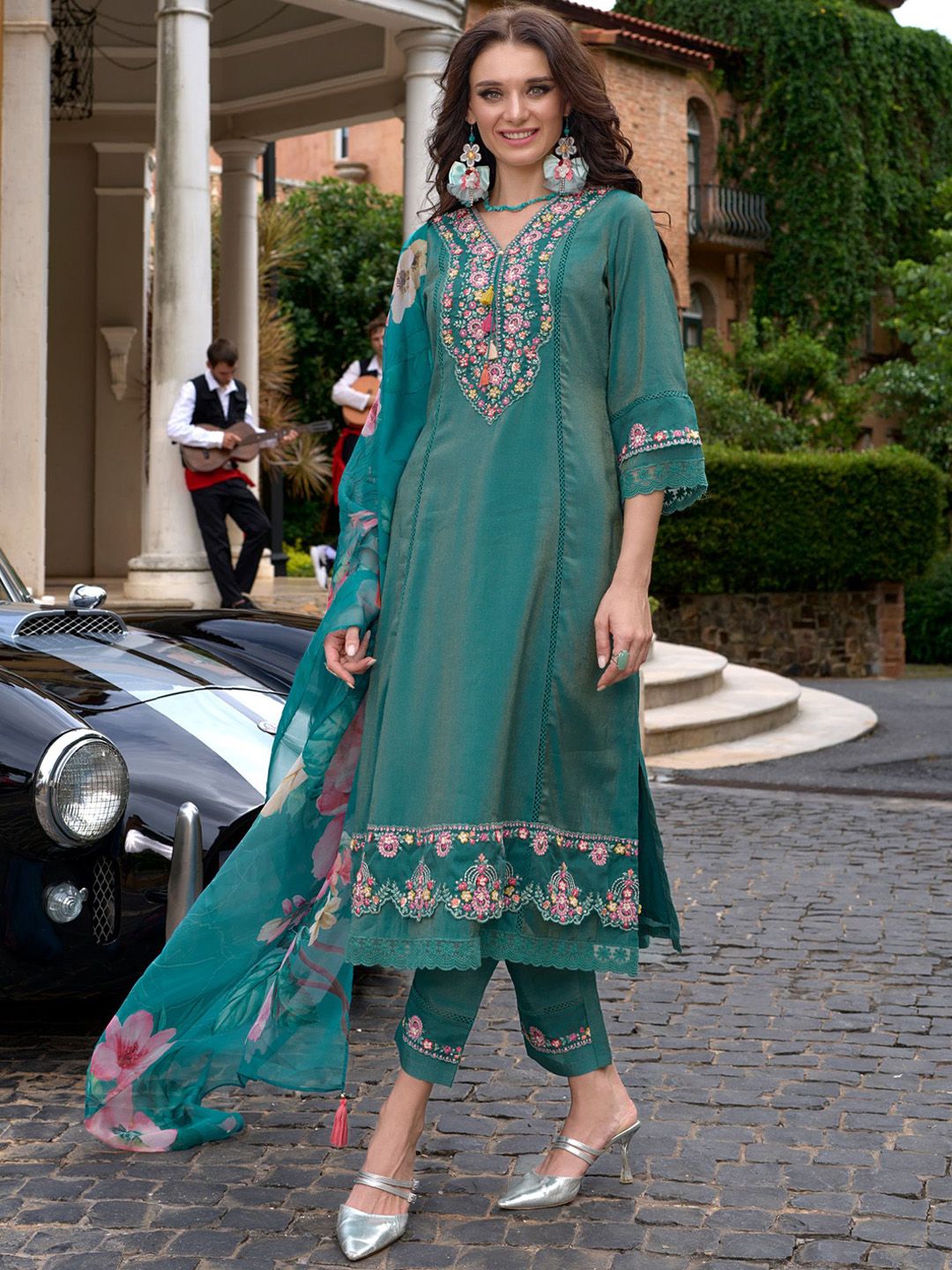 Indo Era Women Floral Embroidered Regular Thread Work Kurta with Trousers & With Dupatta