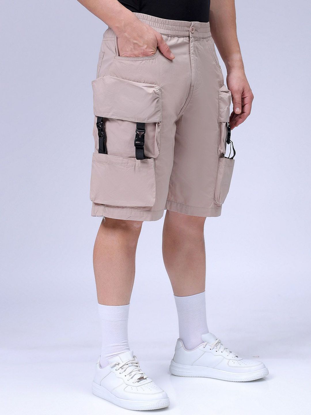 The Indian Garage Co Men Relaxed Fit Pure Cotton Utility Cargo Shorts