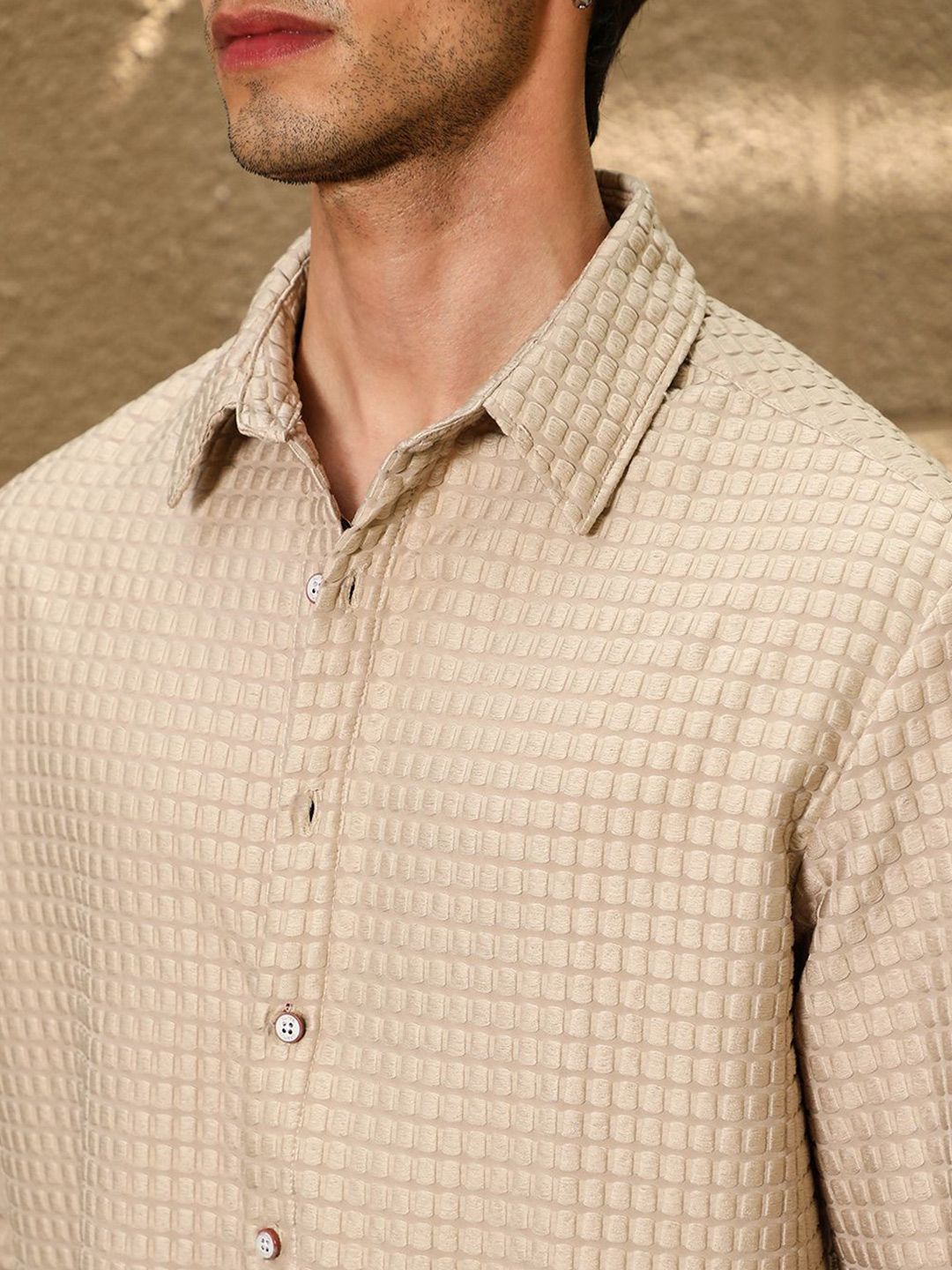 Campus Sutra Men Comfort Opaque Casual Shirt