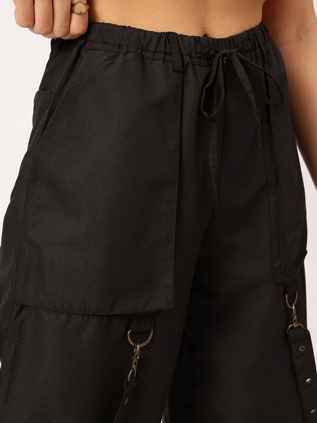 DressBerry Comfy & Classy Women Cargo-Style Relaxed Joggers