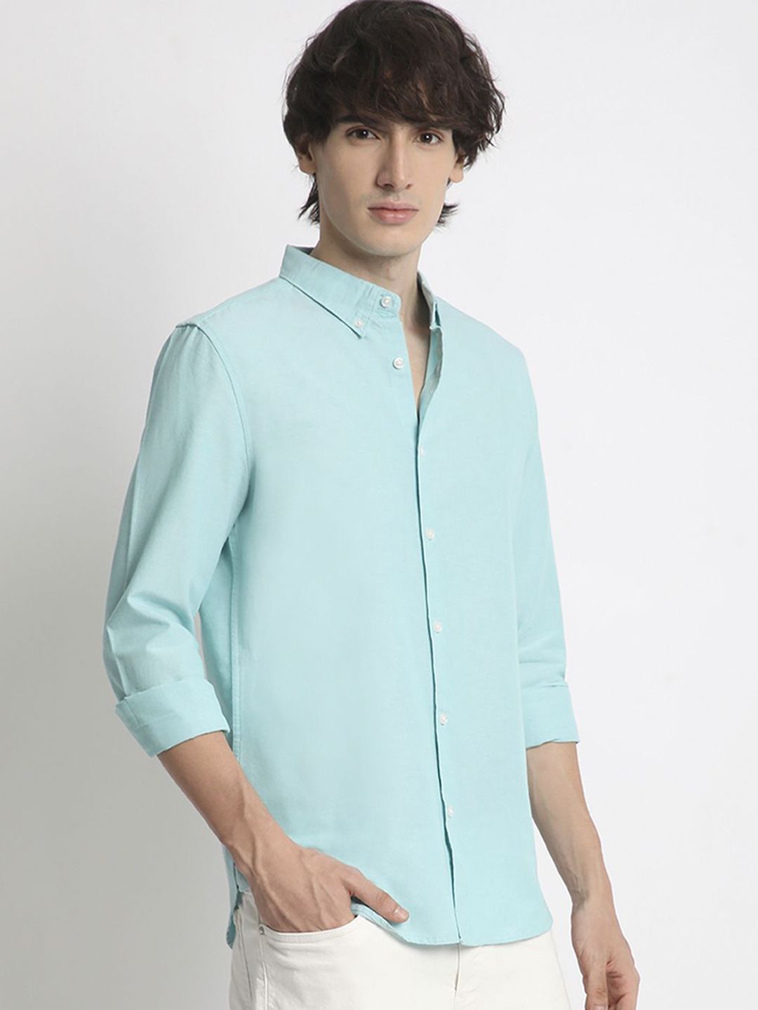 THE BEAR HOUSE Men Solid Slim Fit Button-Down Collar Pure Cotton Casual Shirt