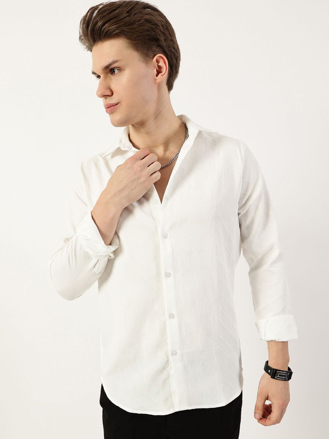 Thomas Scott Men Premium Spread Collar Textured Solid Slim Fit Casual Shirt