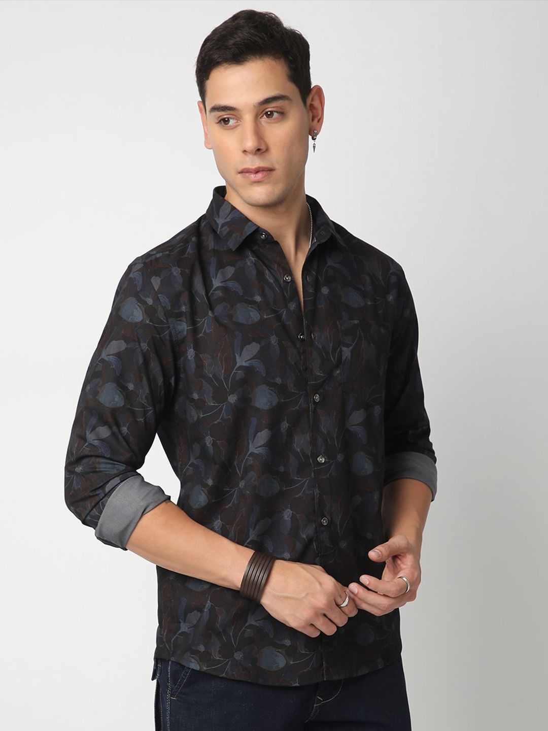 VASTRADO Men Classic Spread Collar Floral Printed Cotton Slim Fit Casual Shirt