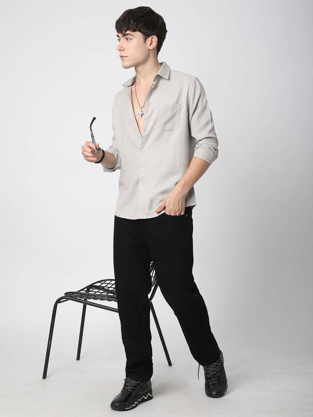 VASTRADO Men Classic Fit Spread Collar Solid Cotton Casual Shirt