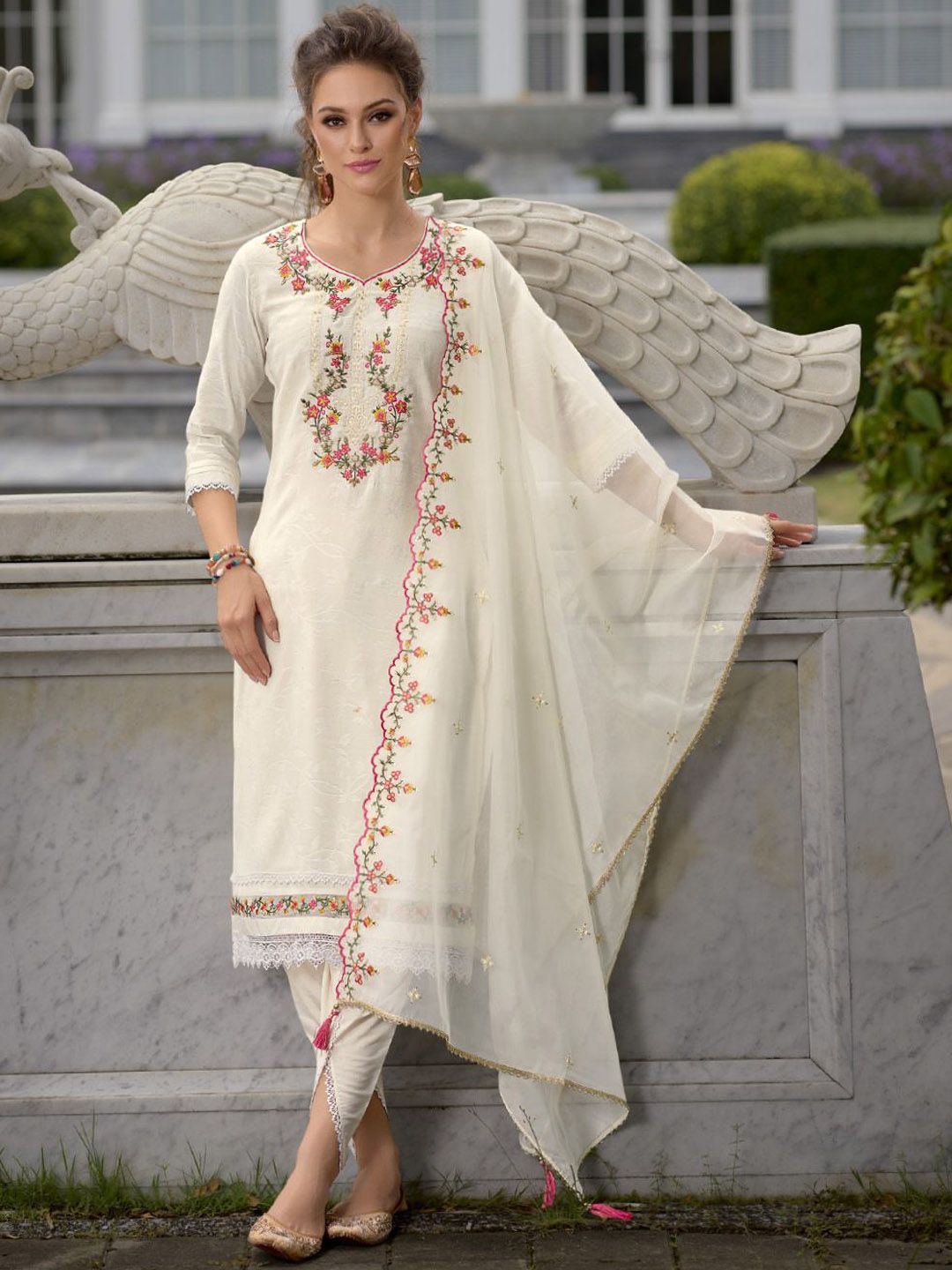 Varanga Floral Yoke Design Thread Work Straight Kurta With Dhoti Pants & Dupatta
