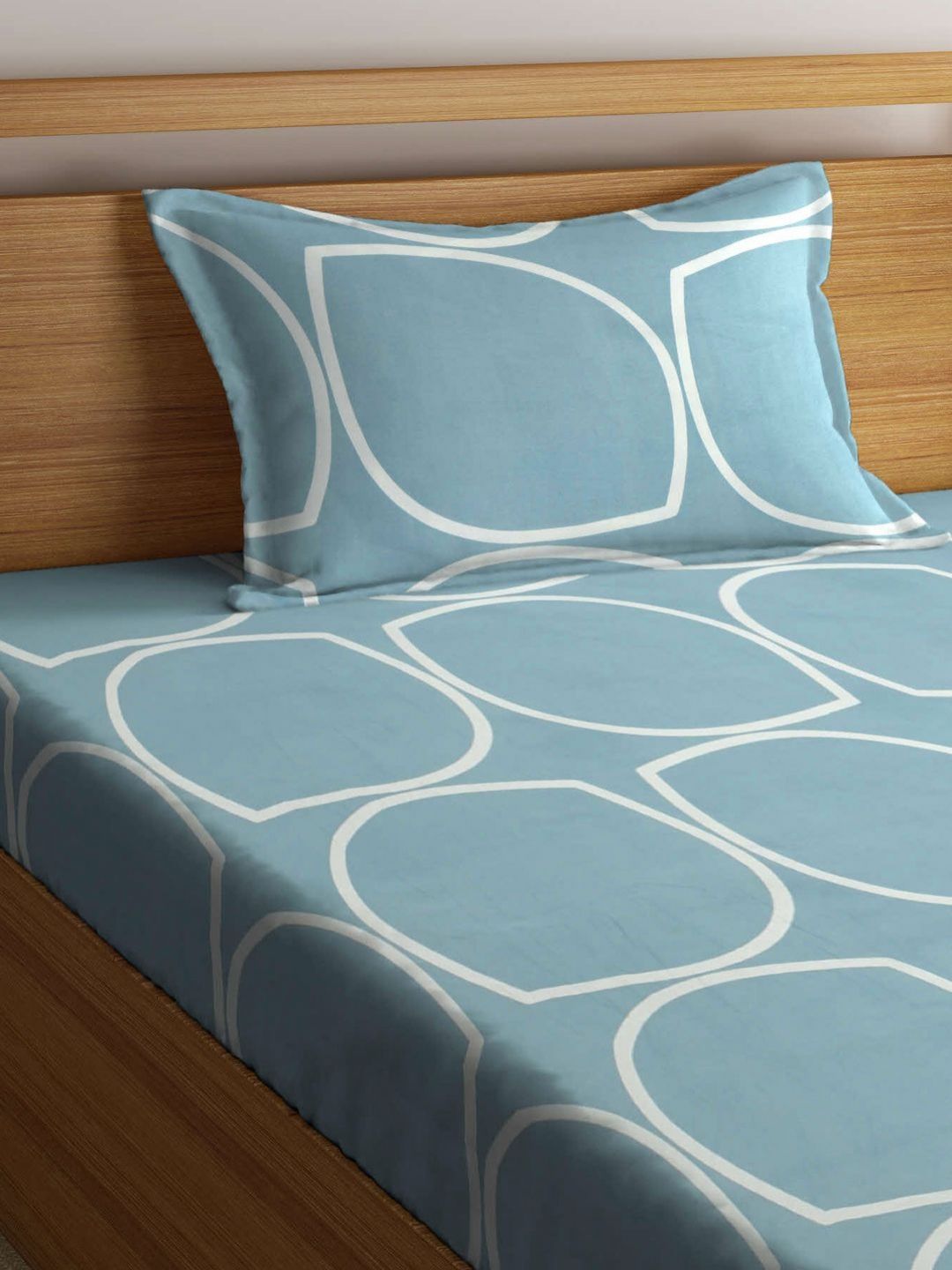 Myntra Elegant Homes Blue Geometric Cotton 300 TC Single Fine Bedsheet with a Pillow Cover-220 x 150 cm