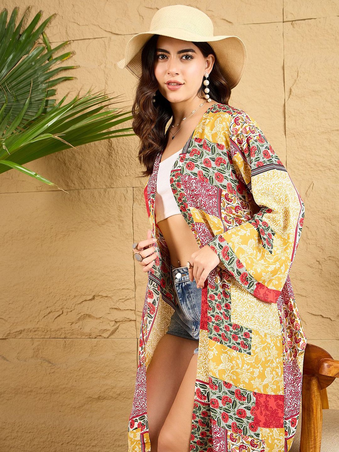 Berrylush Women Floral Print V-Neck Longline Open Front Shrug